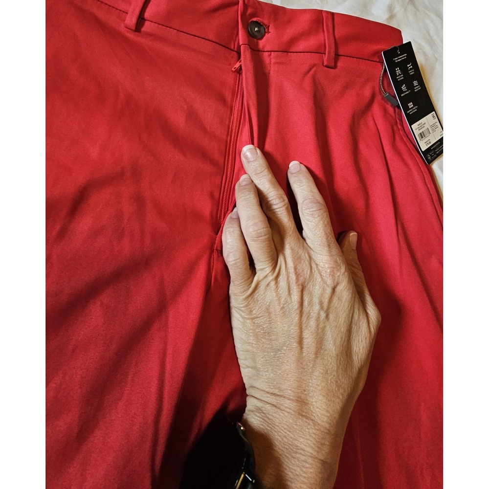 NWT Walter Hagen Performance 11 USA Solid Short Positive Red Size 30 - Picture 2 of 10